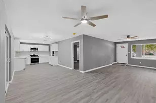 200 Opal St, Saginaw, TX 76179 - Photo 25