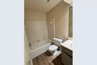 1049 Cottonwood Trail, Benbrook, TX 76126 - Photo 7
