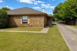 1049 Cottonwood Trail, Benbrook, TX 76126 - Photo 1
