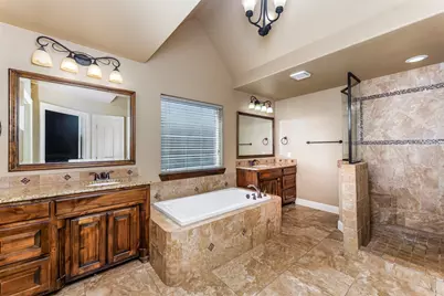 3224 Ferry Boat Lane, Granbury, TX 76049 - Photo 15