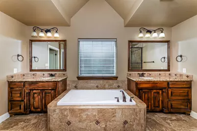 3224 Ferry Boat Lane, Granbury, TX 76049 - Photo 17
