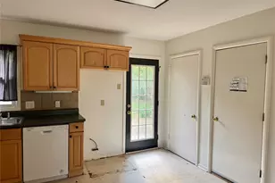 1706 Stewart Dr, Arlington, TX 76013 - Photo 5