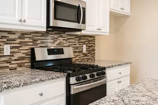 606 Seneca Blvd, McKinney, TX 75069 - Photo 9