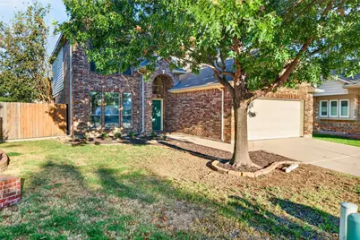 10834 Axton Court, Fort Worth, TX 76052 - Photo 3