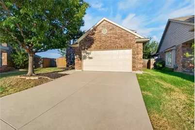 10834 Axton Court, Fort Worth, TX 76052 - Photo 31
