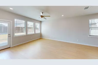 225 Mountain Meadow Lane, Princeton, TX 75071 - Photo 5