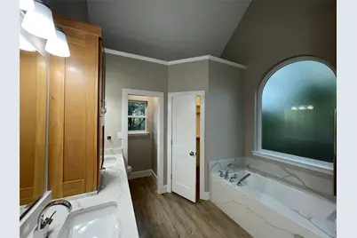 1818 Haydenbend Circle, Grapevine, TX 76051 - Photo 17