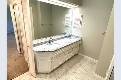 4847 Twin Post Road, Dallas, TX 75244 - Photo 17