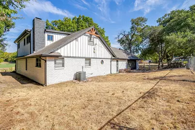 5315 Meadowbrook Drive, Fort Worth, TX 76112 - Photo 39