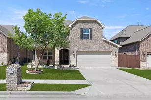 740 Sundrop Dr, Little Elm, TX 75068 - Photo 1