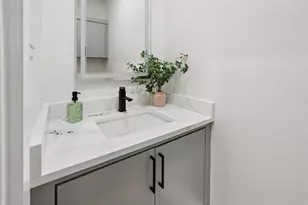 2646 Alabama Ave, Dallas, TX 75216 - Photo 11