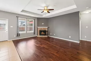 409 Mariscal Pl, Fort Worth, TX 76131 - Photo 5