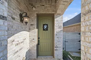 908 Plaza Ln, Argyle, TX 76226 - Photo 3