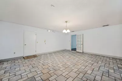 2817 Buffalo Court, Arlington, TX 76013 - Photo 7