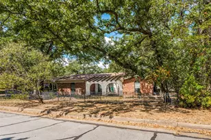 2817 Buffalo Ct, Arlington, TX 76013 - Photo 1