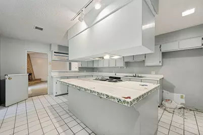 2817 Buffalo Court, Arlington, TX 76013 - Photo 11