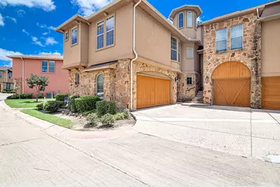 2635 Villa Di Lago #1, Grand Prairie, TX 75054 - Photo 1