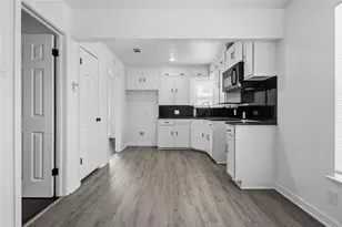 3222 Nebraska Ave, Dallas, TX 75216 - Photo 17