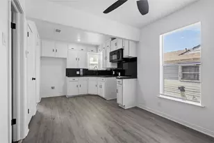 3222 Nebraska Ave, Dallas, TX 75216 - Photo 13
