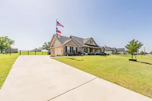 1268 Co Rd 4797, Springtown, TX 76082 - Photo 3