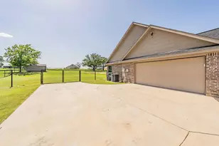 1268 Co Rd 4797, Springtown, TX 76082 - Photo 5