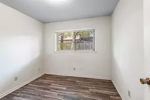 2409 McCormick St, Denton, TX 76205 - Photo 9
