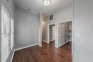 401 S Anglin St, Cleburne, TX 76031 - Photo 21