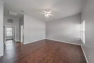401 S Anglin St, Cleburne, TX 76031 - Photo 17
