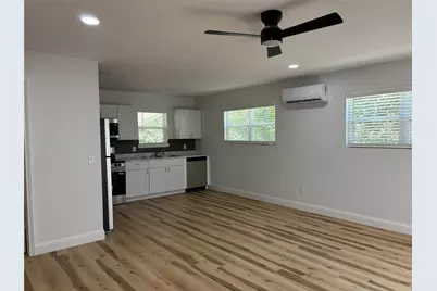 205 N Main Street, Edgewood, TX 75117 - Photo 3