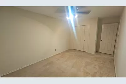 827 Quail Brook Drive, Arlington, TX 76001 - Photo 5