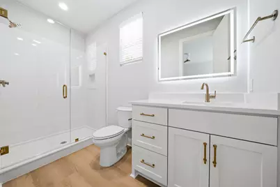 1418 Speight Avenue, Waco, TX 76706 - Photo 7