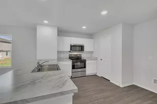314 Azalea Trail, Granbury, TX 76048 - Photo 5