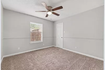 826 Glacier Lane, Grapevine, TX 76051 - Photo 11