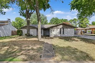 826 Glacier Ln, Grapevine, TX 76051 - Photo 1