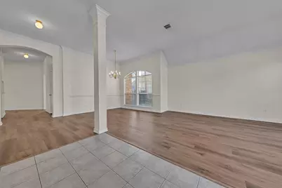 2202 Richmond Circle, Mansfield, TX 76063 - Photo 7