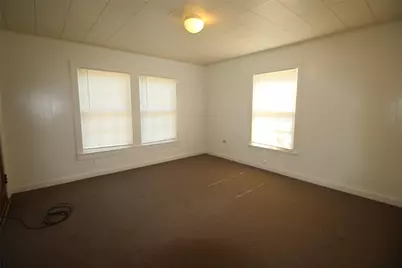 323 N Houston Street, Grand Saline, TX 75140 - Photo 7