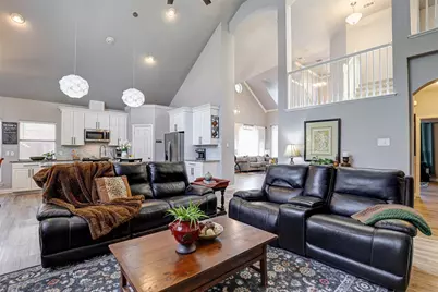 5704 Kelly Court, Haltom City, TX 76137 - Photo 9
