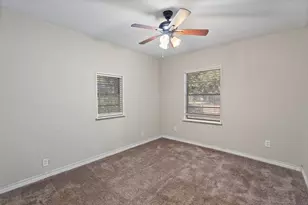 1130 Alvarado St, Cleburne, TX 76031 - Photo 21