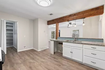 1130 Alvarado Street, Cleburne, TX 76031 - Photo 11