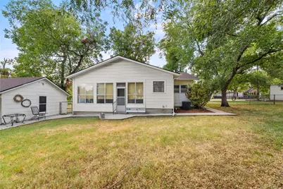 207 S Erath, Meridian, TX 76665 - Photo 17