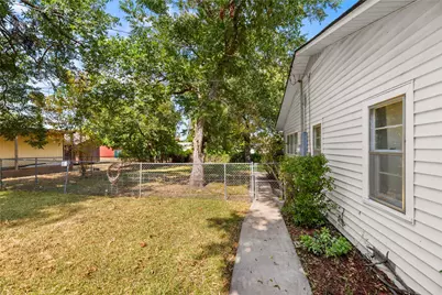 207 S Erath, Meridian, TX 76665 - Photo 19