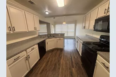 1024 Carlin Lane, Burleson, TX 76028 - Photo 11