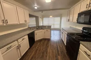 1024 Carlin Ln, Burleson, TX 76028 - Photo 11