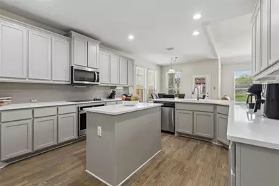 1304 Mountain View Lane, Kennedale, TX 76060 - Photo 7