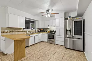 13955 Birchlawn Dr, Farmers Branch, TX 75234 - Photo 5
