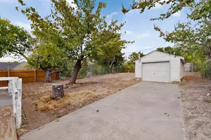 2006 S Ewing Ave, Dallas, TX 75216 - Photo 37