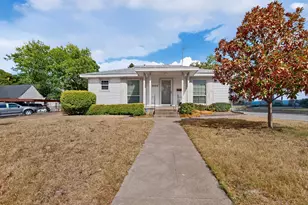 2006 S Ewing Ave, Dallas, TX 75216 - Photo 1