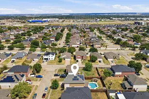 2119 Edgewood Dr, Grand Prairie, TX 75052 - Photo 31