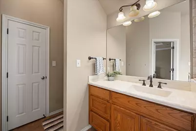 2804 Tour Court, Granbury, TX 76049 - Photo 15