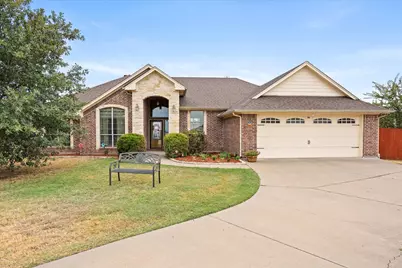2804 Tour Court, Granbury, TX 76049 - Photo 1
